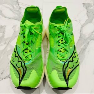 SAUCONY MEN’s ENDORPHIN ELITE RUNNING SHOES